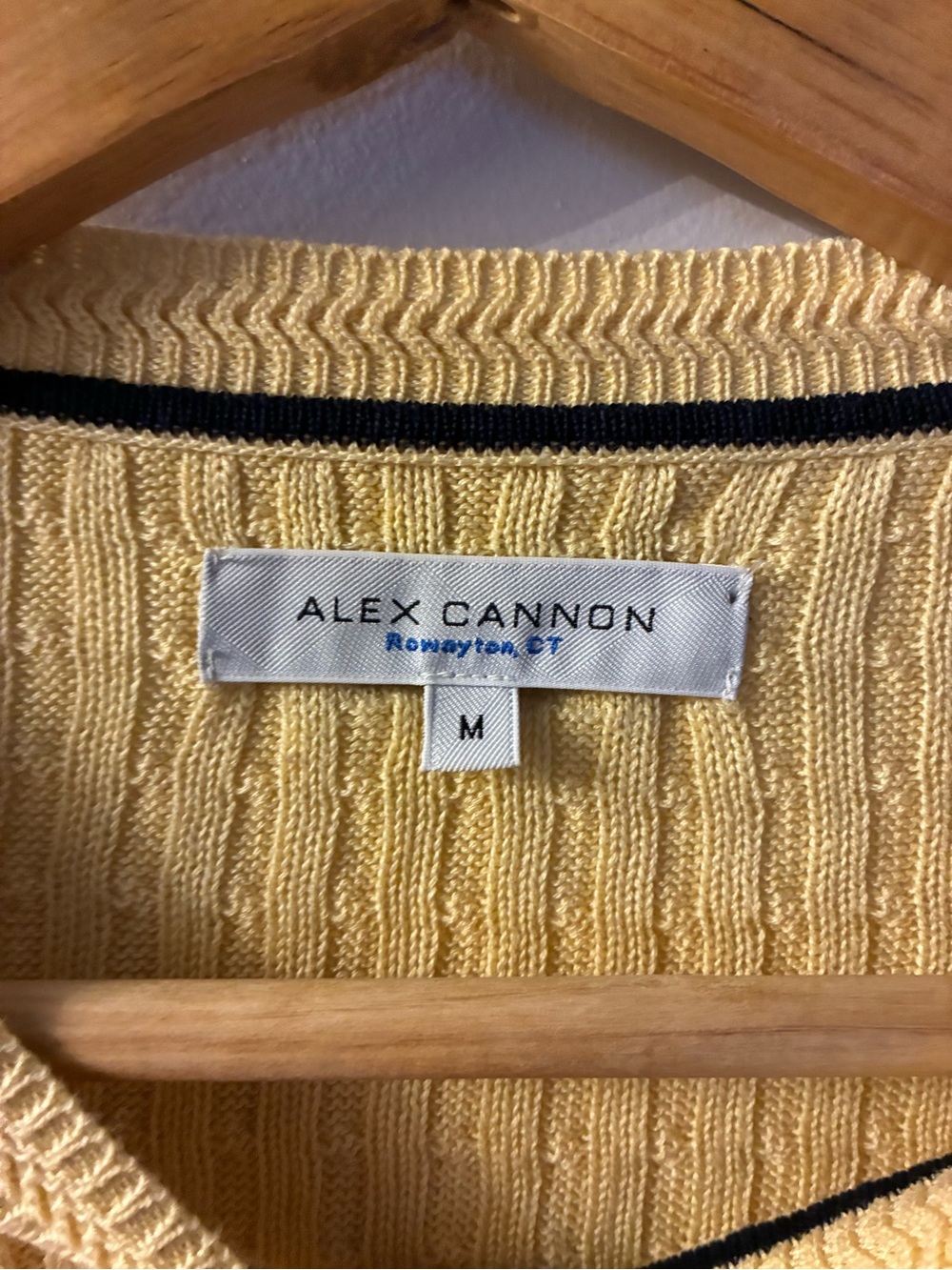 ALEX CANNON Butter Yellow Micro Cable Knit Sweater | Coastal Preppy Cotton M - Picture 5 of 9
